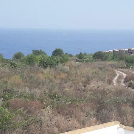 別荘 Four-bedroom Holiday In Byala *